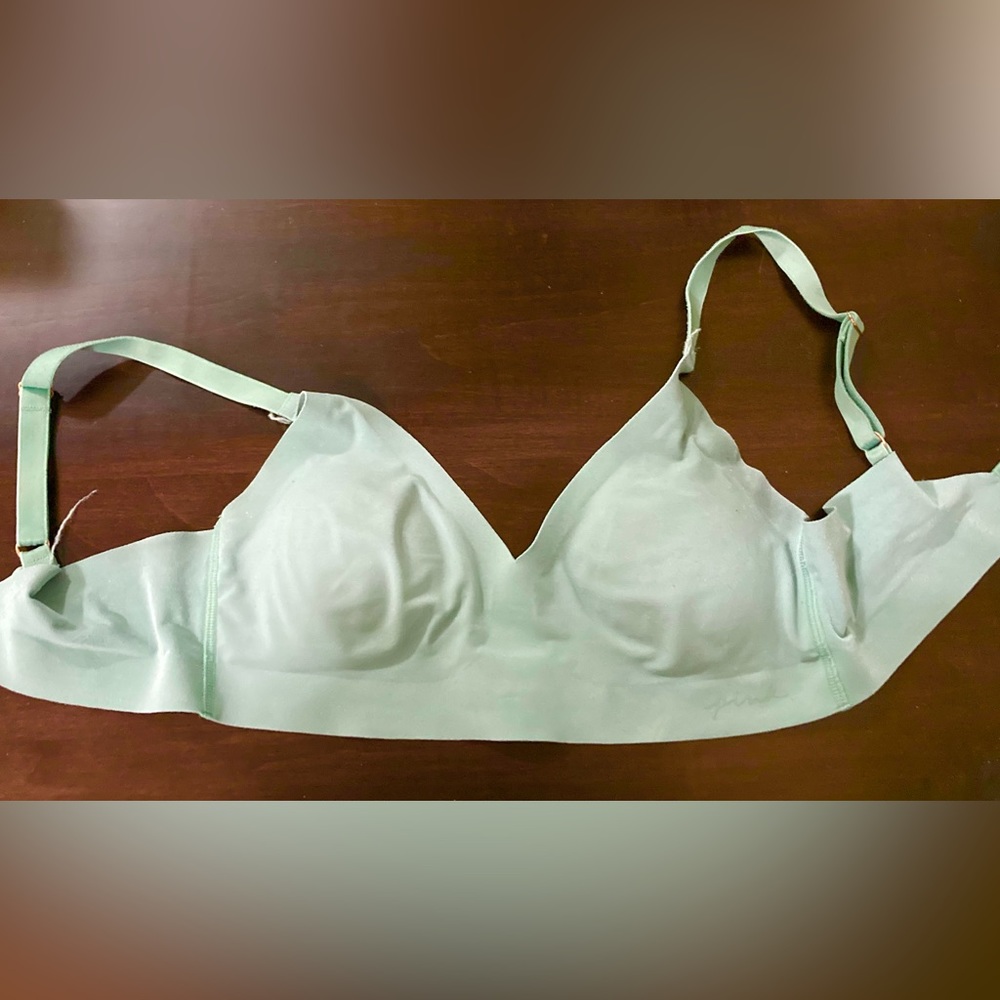 Victoria’s Secret PINK lightly lined bralette